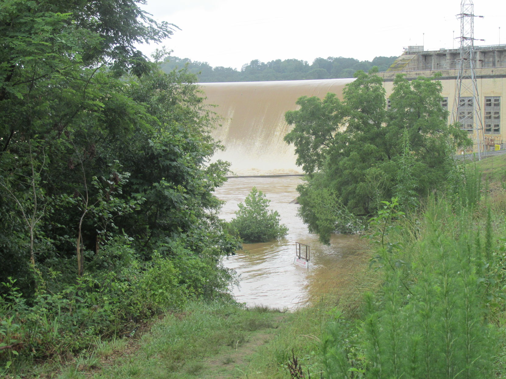 Lookout Dam (14).JPG